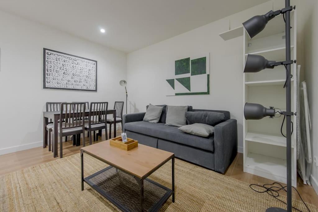Cozy Apt Para 6Pax A Escasos Metros Del Retiro Madrid Exterior photo