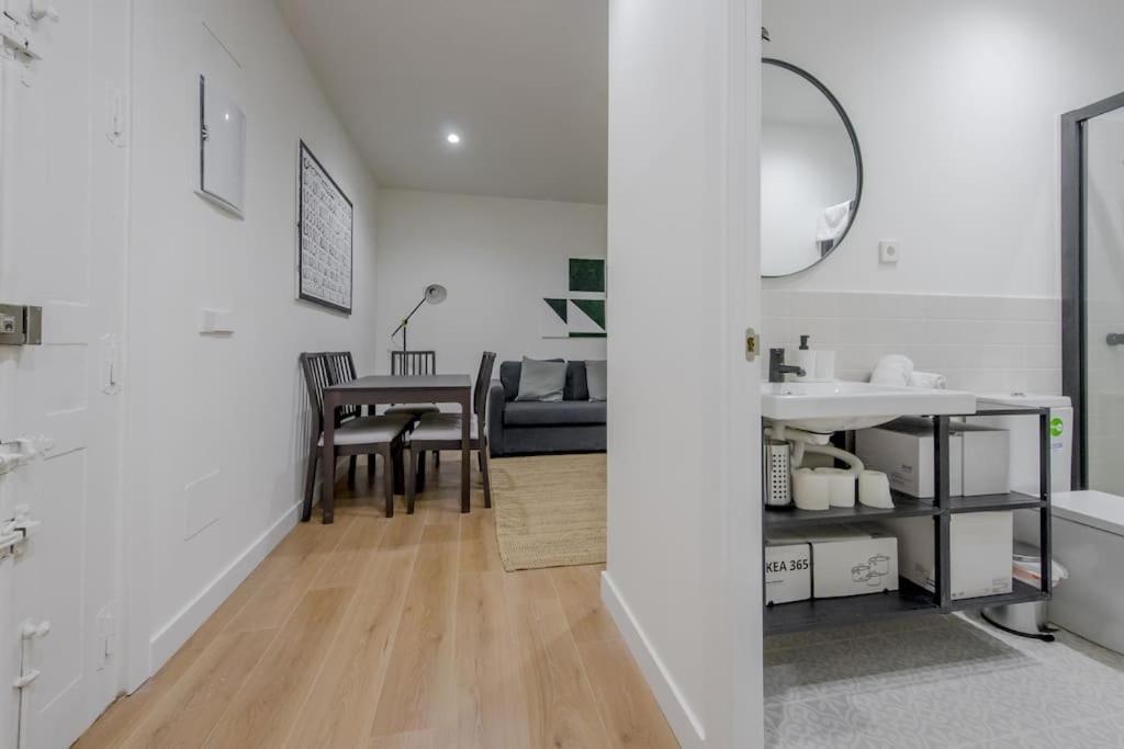 Cozy Apt Para 6Pax A Escasos Metros Del Retiro Madrid Exterior photo